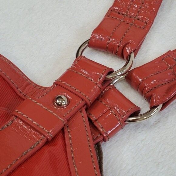 Relic Tomato Red Faux Leather Pinstripe Shoulder Bag - Picture 8 of 11